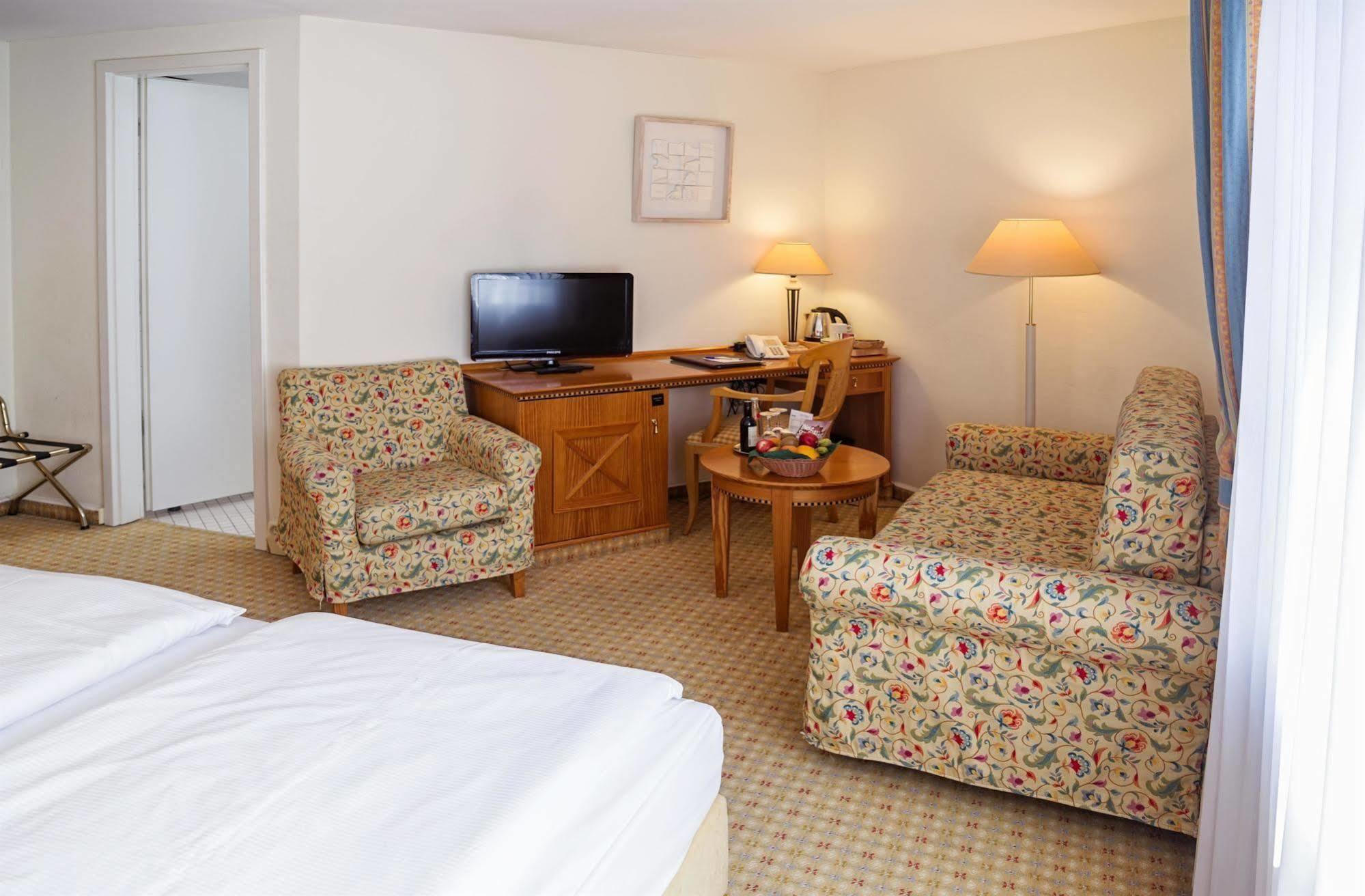 Hotel Domicil Berlin By Golden Tulip Esterno foto